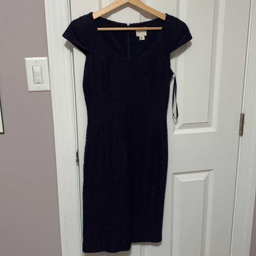 Navy Reiss